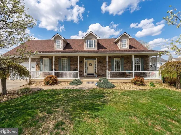 154 W Wanda St, Stanley, VA 22851