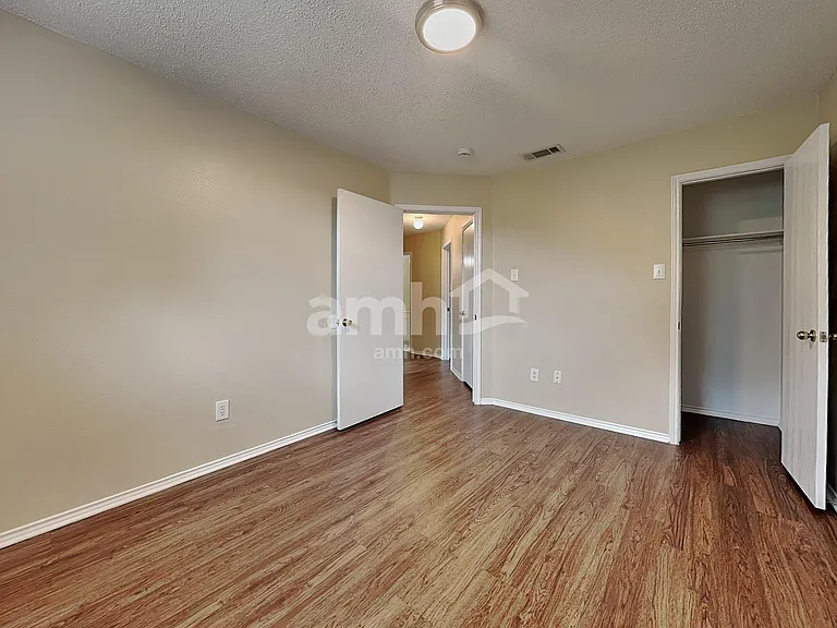 7908 Rattlers Ct — Photo 18