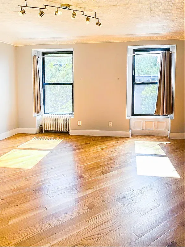 floor plan 10