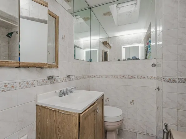 708 East 78th Street image 24 of 27