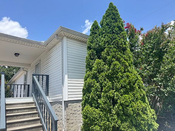 2nd image of 653 E Old Hickory Blvd