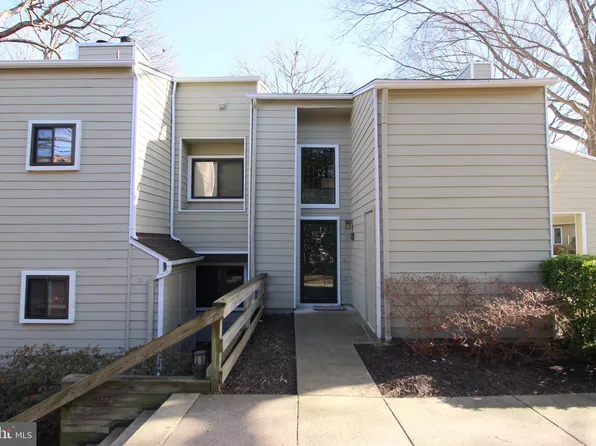 1956 Villaridge Dr Suite 1956B, Reston, VA 20191