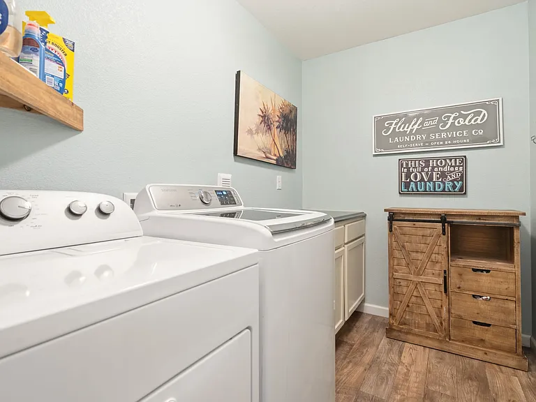 2049 Wagon Train Dr — Photo 15