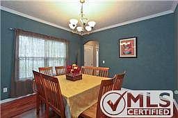 2nd image of 607 Cedar Crest Ct