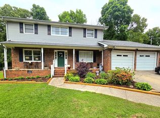 831 Timothy Dr, Oxford, AL 36203