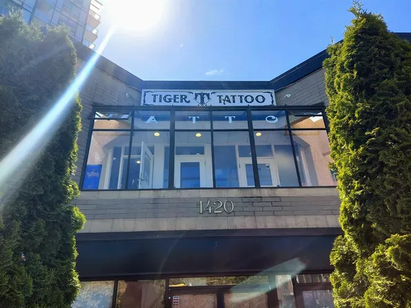 1420 Quadra St #203/204, Victoria, BC V8W 2L1