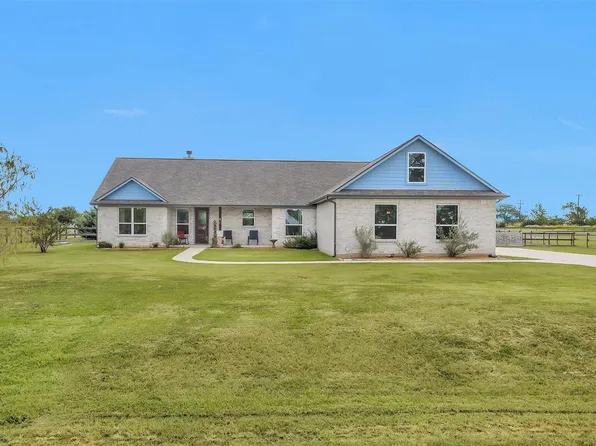 9123 Scarborough Dr, Iola, TX 77861
