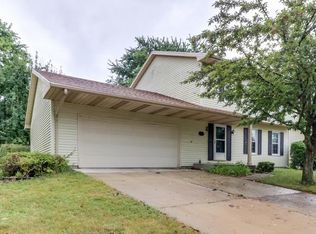 108 Nottingham Chase, Normal, IL 61761