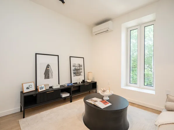 328 Pacific Avenue image 75 of 85