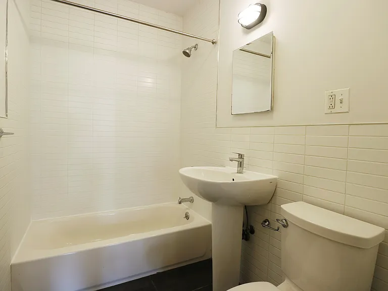 885 Park Ave #5E — Photo 8