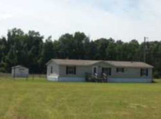 82 Glory Ln, Tifton, GA 31793