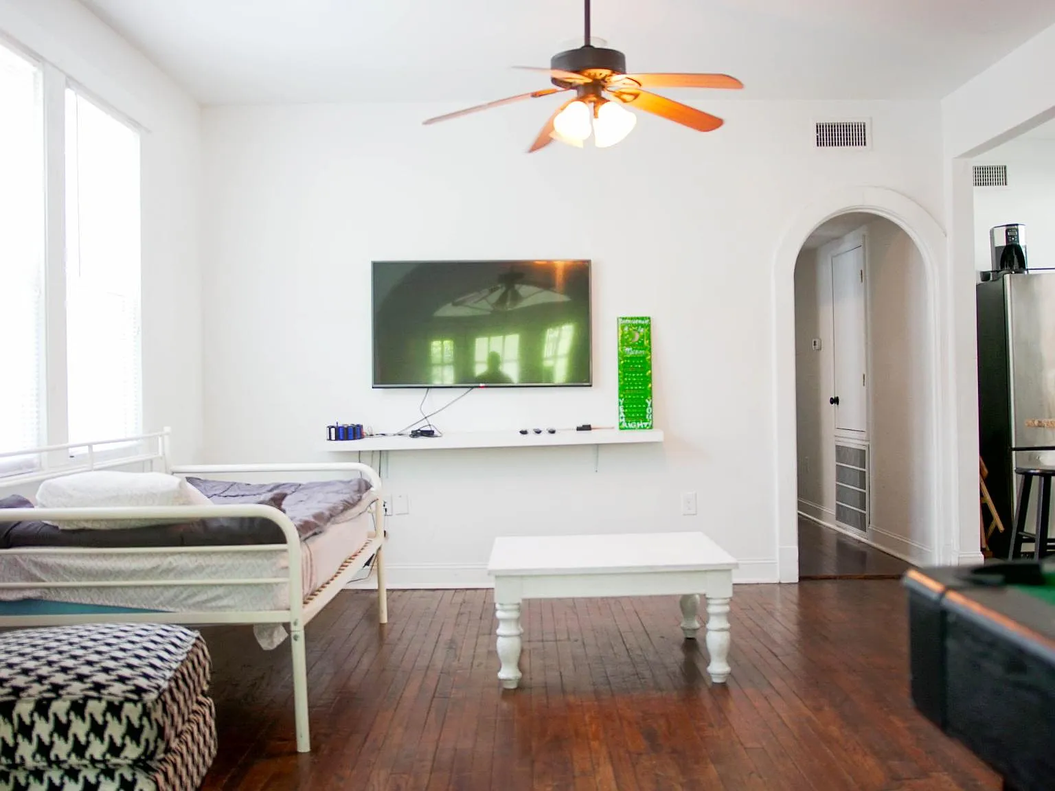 2722 S Carrollton Ave — Photo 1