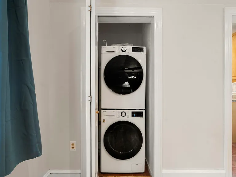 37 Summit Ave #2 — Photo 11