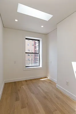 Rented by REAL New York | media 19