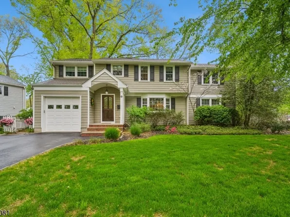 65 Coddington Dr, New Providence Boro, NJ 07974