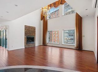 42-31 Colden St #R7A, Flushing, NY 11355