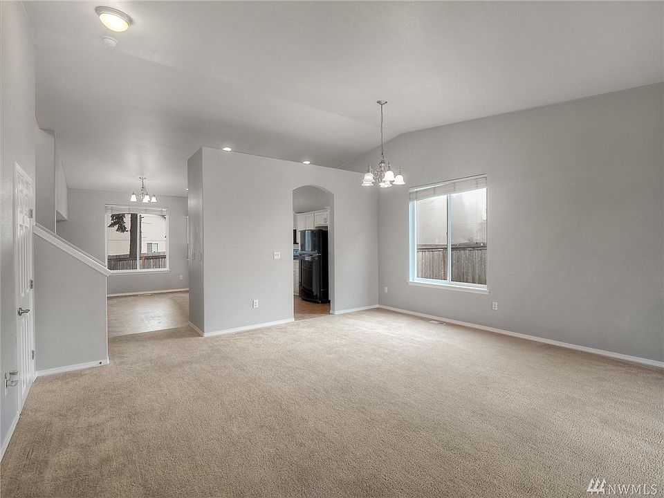 1st image of 15430 104th Way SE