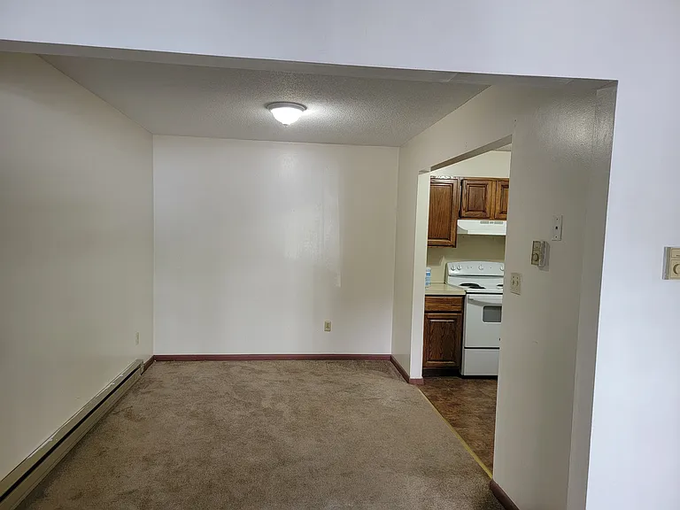 3185 E Main St #5 — Photo 7