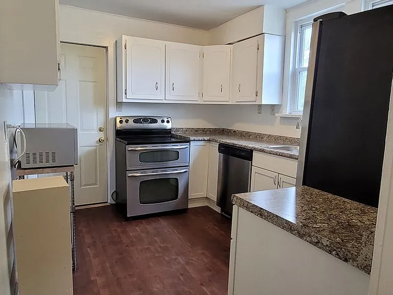 3138 Wabash Ave — Photo 4