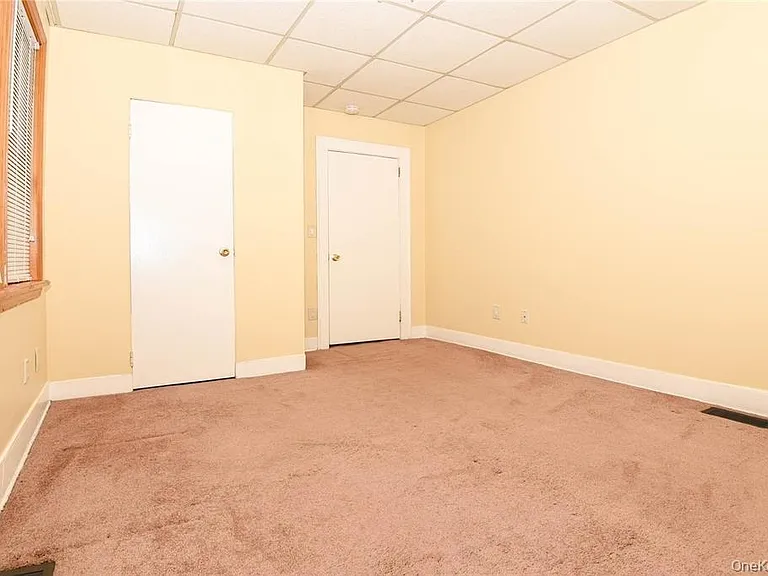 51 Thorman Ave #1L — Photo 6