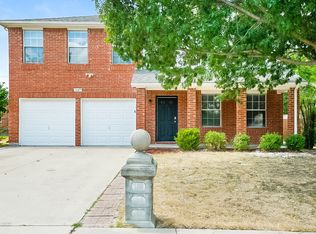 1605 Columbia Dr, Glenn Heights, TX 75154