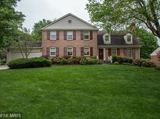 8217 Coach St, Potomac, MD 20854