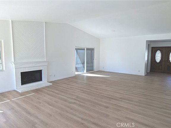 4th image of 718 Via La Paloma