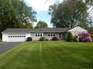 5 High Ridge Rd, Brookfield, CT 06804
