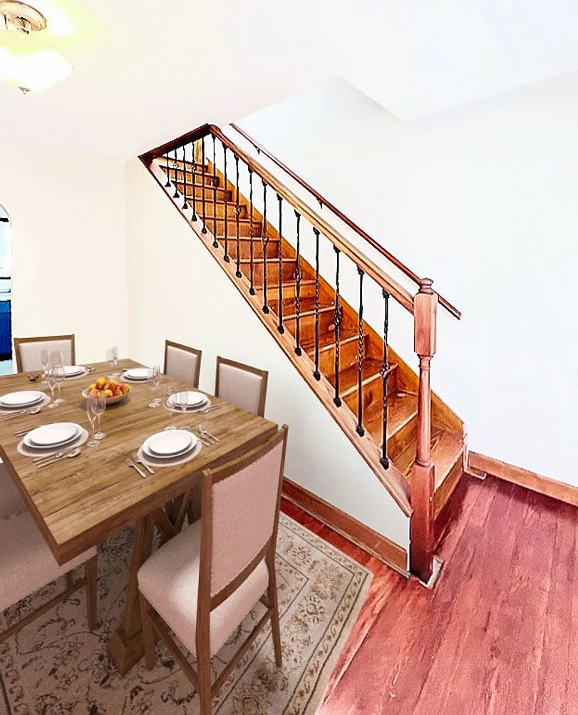 Charming Single Family Home - Hardwood Floors - Large Detached Garage - Fenced-In Backyard — Photo 3