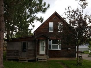 1161 E Washington St, Ely, MN 55731