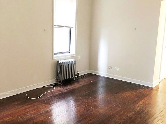 4th image of 3040 45th St APT 1B
