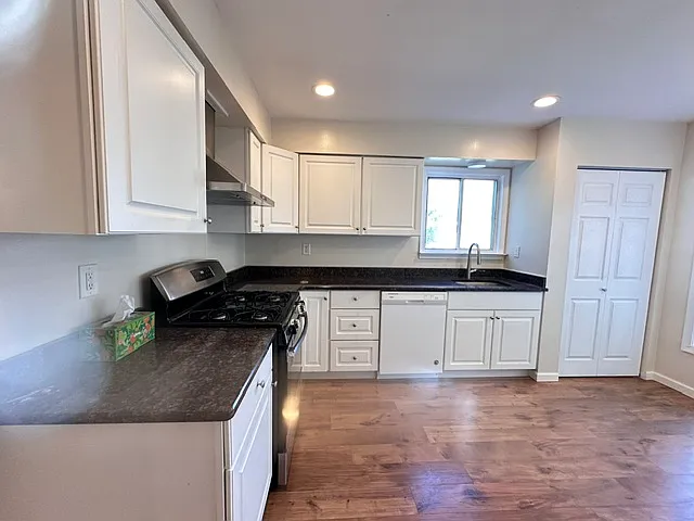 1701 Buckingham Cir — Photo 6