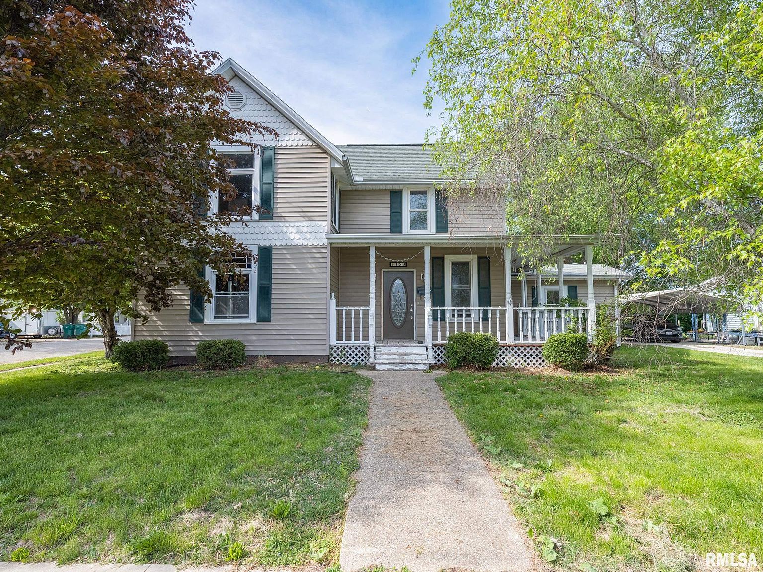 183 W Fort St, Farmington, IL 61531 Zillow