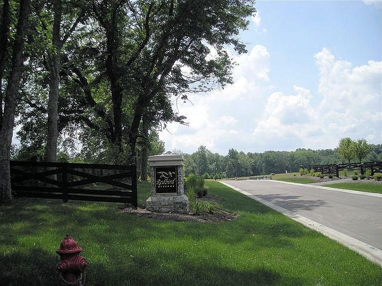 2nd image of 4 Redbird Meadows Drive