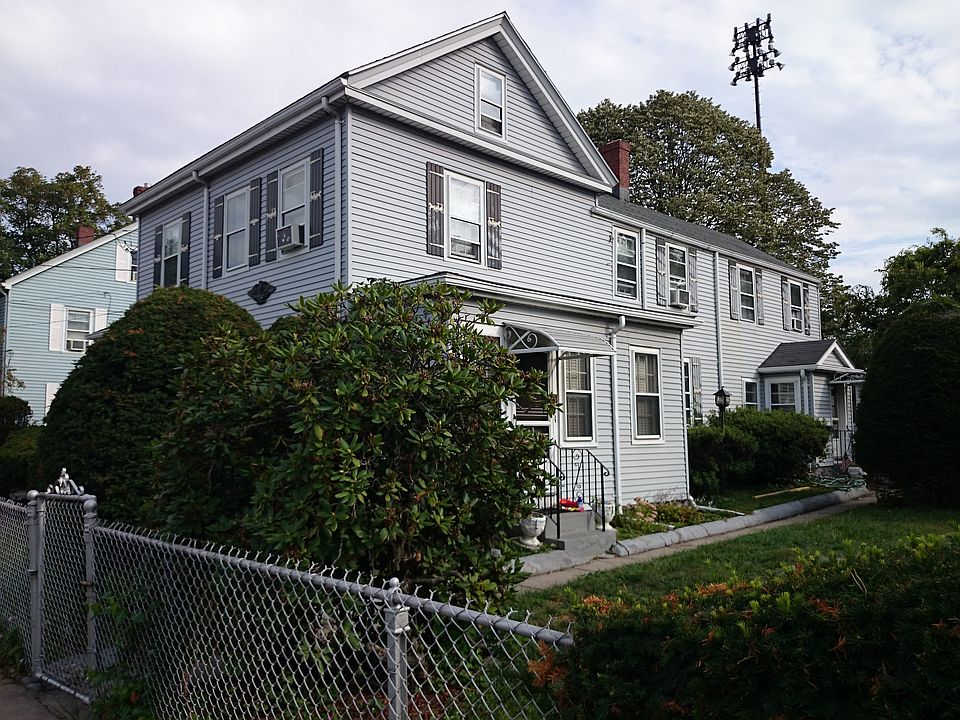 2nd image of 11 Lothrop St #A