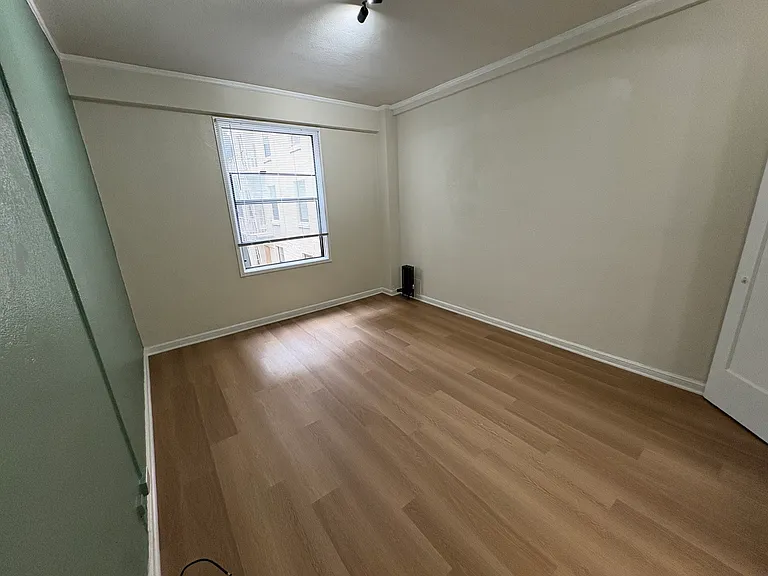 634 15th Street — Photo 16