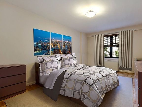 3rd image of 315 E 65th St APT 3B