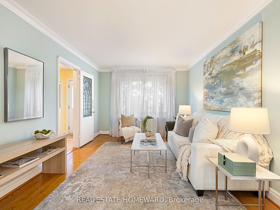 5th image of 275 Blantyre Ave