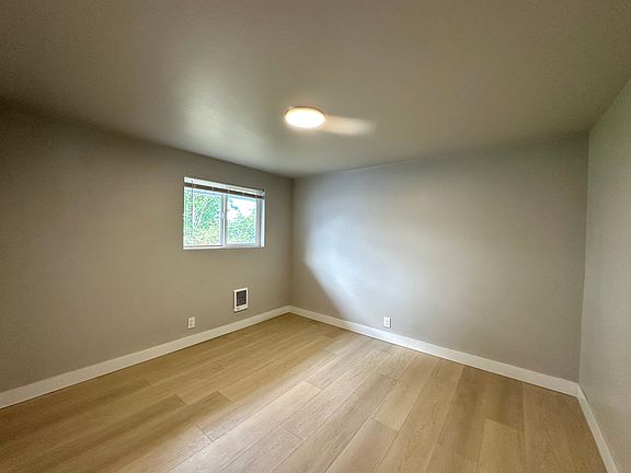 bedroom #1