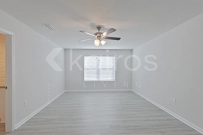 345 Monarch Ln — Photo 10