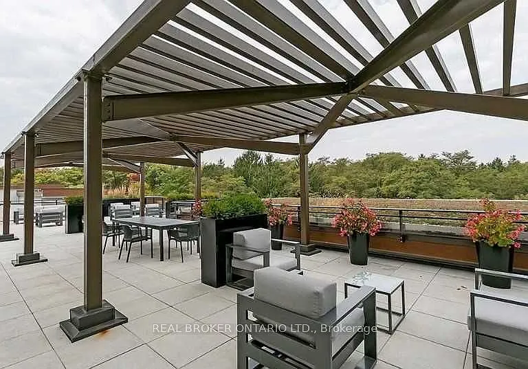 1575 Lakeshore Rd W #335 — Photo 26