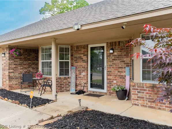 4405 Elm St, Van Buren, AR 72956