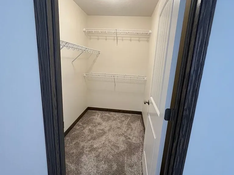 786 Glory Dr — Photo 10