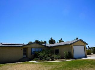 614 20th St W, Rosamond, CA 93560