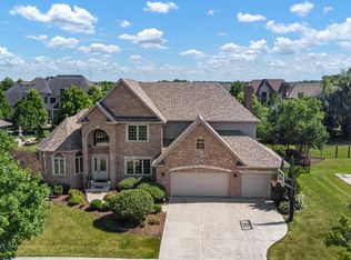 4611 Corktree Rd, Naperville, IL 60564
