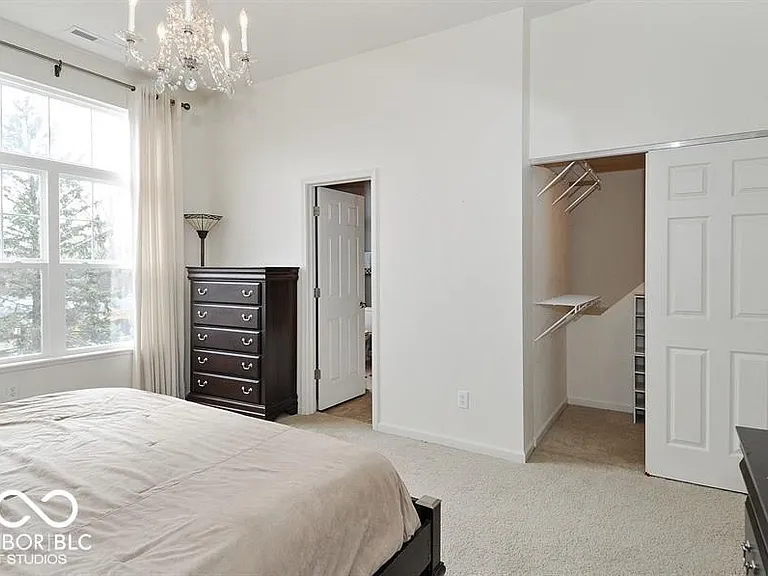 420 W Main St — Photo 24