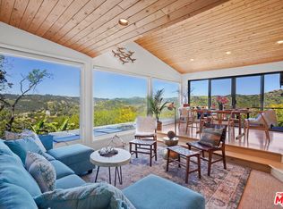 1557 Penny Rd, Topanga, CA 90290