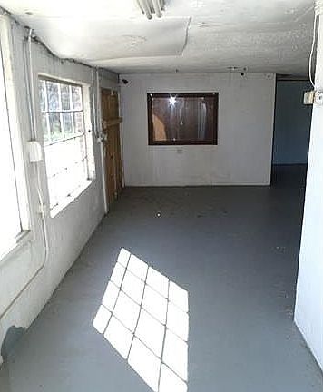 2nd image of 5945 Highway 152 W