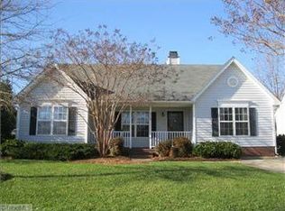 3110 Brookrun Dr, Jamestown, NC 27282