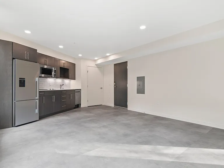 Bell View Apartments — Photo 48